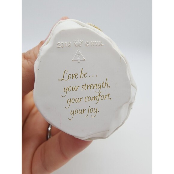 2019 Hallmark Keepsake Ornament LOVE Christmas Angel 2nd In The Series - Picture 5 of 6